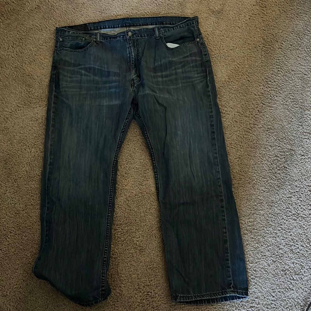 Men’s Levi’s 559 jeans.